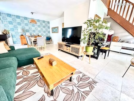 maison 5 pièces 95 m²