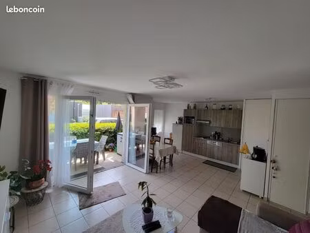 appartement 3 pièces 67m² + terrasse 7m² - pringy- résidence les senioriales