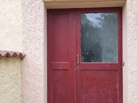 vente f3 totalement rénové dans résidence arborée