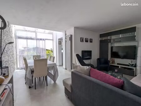duplex 4 pièces 101 m²