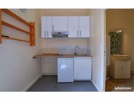 studio 1 pièce 29 m²