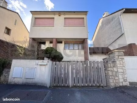 maison 7 pièces 190 m²