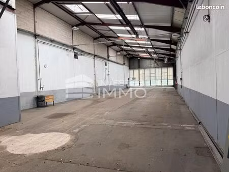 local industriel 562 m²