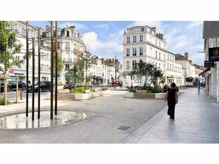 emplacement n°1 – place de l'étape