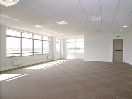bureau 178 m²