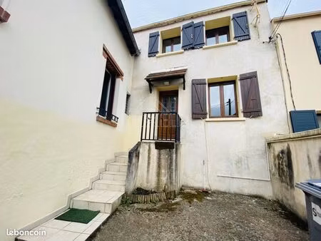 maison 3 pièces 81 m²