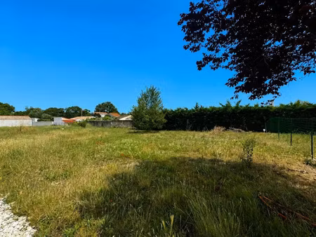 vente terrain à batir 428 m² à le chay (17600)  68 200 €