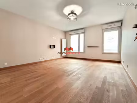 local commercial 67 m² conflans sainte honorine