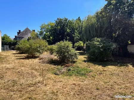 vente terrain 686 m² à moulins (03000)  75 000 €