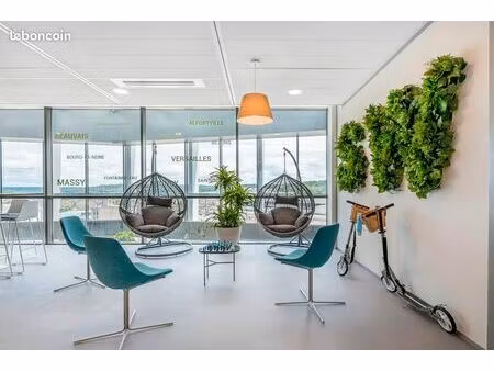 abonnements flexibles pour un espace de coworking à louer à stop & work versailles chantie