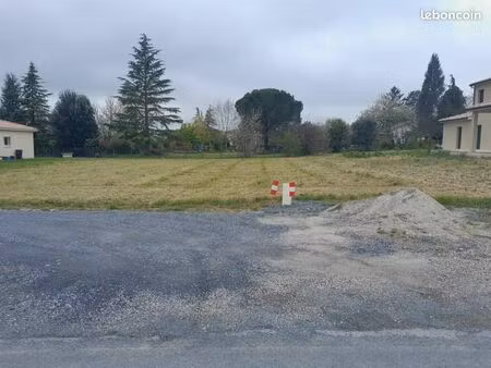 terrain 1 200 m² gaillac