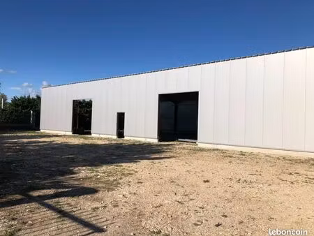 local d’activité neuf 700m2 prato - à louer