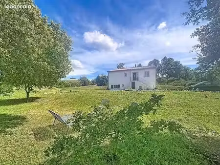 villa 5 pièces 155 m²