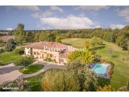 ferme 8 pièces 203 m²
