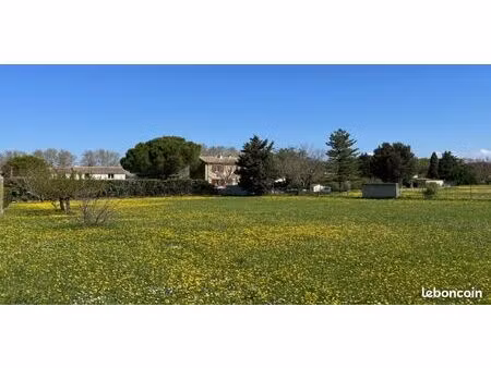 terrain 1 887 m² pernes les fontaines