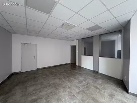 local 65 m² montauban