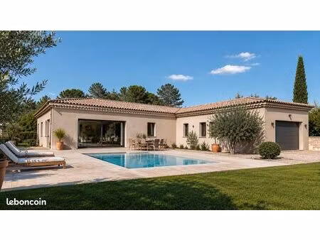 villa de plain-pied 125 m² 4 chambres terrain viabilisé 915 m²