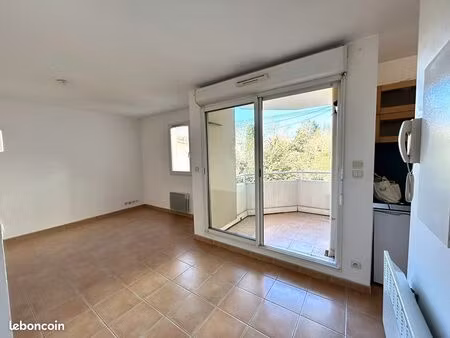 studio 1 pièce 26 m²