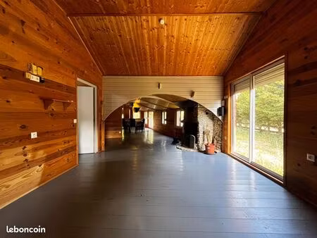 chalet 10 pièces 252 m²