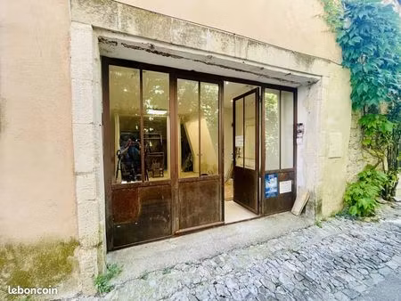 local 27 m² vaison-la-romaine