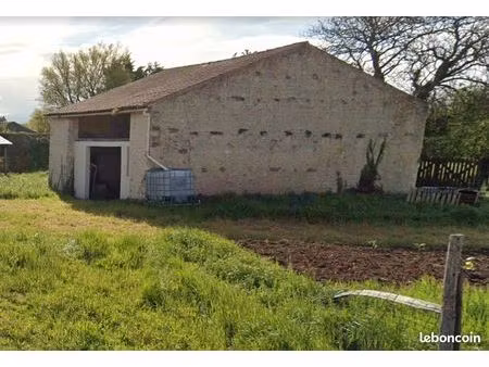 belle grange/maison de 100m2 a rénover