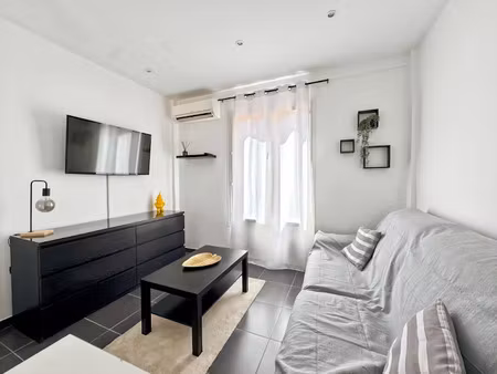 location meublée appartement 1 pièce 18 m² à antibes (06600)  690 €
