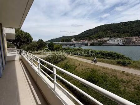 appartement de 33 40 m² à sarras