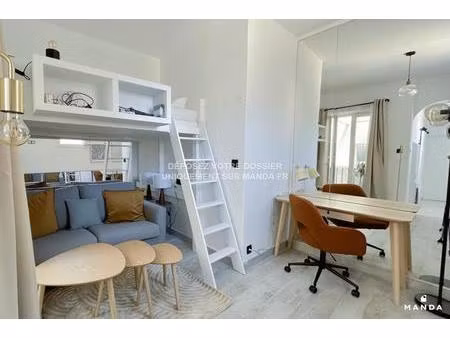 studio meublé - 2  rue du chalet  13008  marseille  france