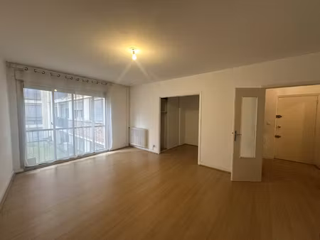 appartement à louer toulouse  36 m2  cellier  rue paul vidal