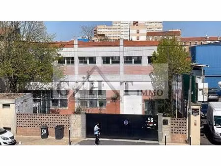 entrepot-bureaux a louer de 1400 m2 sur aubervilliers !