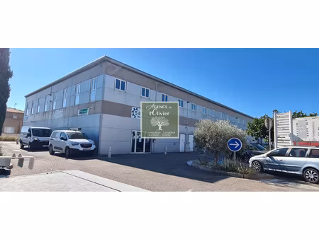 local professionnel ou bureaux à louer