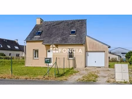 landivisiau - maison t5 de 2008 avec 3 chambres et un bureau -