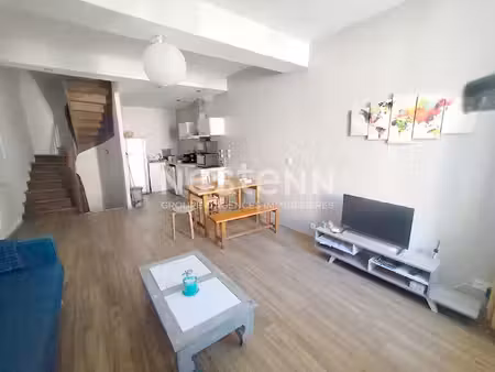lavelanet centre - a louer maison de ville t4 meublée en triplex