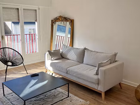 vente appartement 2 pièces  50.00m²  la roche