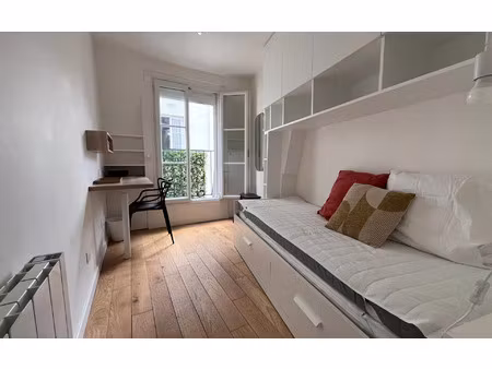 appartement paris 13 10.6 m² t-1 à vendre  159 000 €