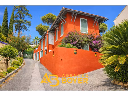 bandol - maison sur le port