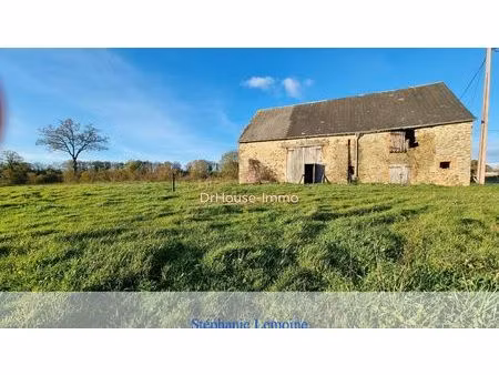 belle grange en pierre sur terrain agricole de 1 5 hectare
