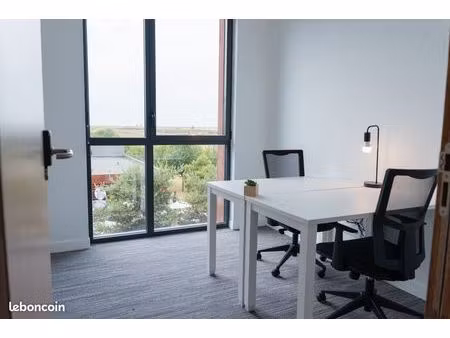 bureau privé à louer pour 2 personnes à poitiers  technopole futuroscope chasseneuil-du-po