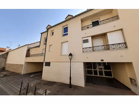 location stationnement  m² t- à bry-sur-marne  117 €