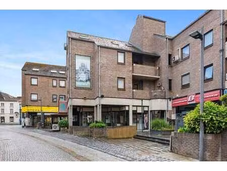 instapklare handelsruimte in het cetrum van sint-truiden