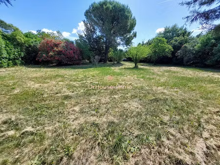 vente terrain 2700 m² à mouriès (13890)  824 000 €