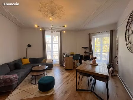 appartement centre ville - t3 rénové – 82 77 m²