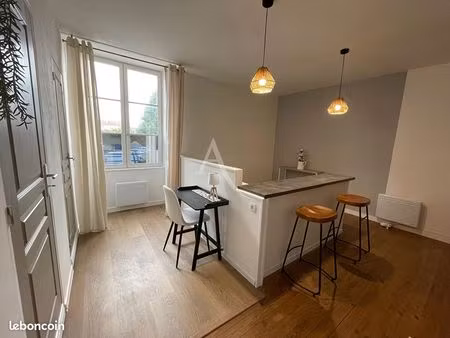 studio 1 pièce 25 m²