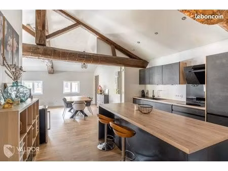 appartement 3 pièces 79 m²