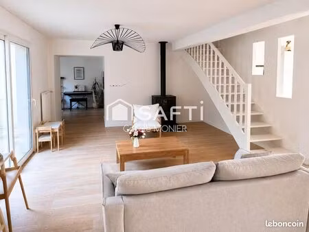 maison 6 pièces 140 m²