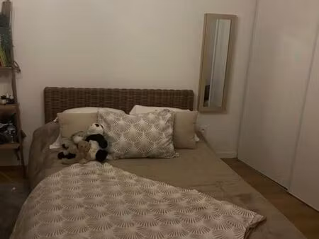 a louer t2 de 30 m² entièrement refait à neuf – plein centre de l'arbresle