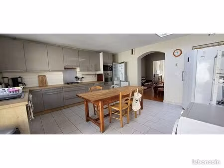 studio 1 pièce 18 m²