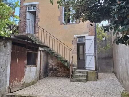 immeuble 60 m² chateau renault