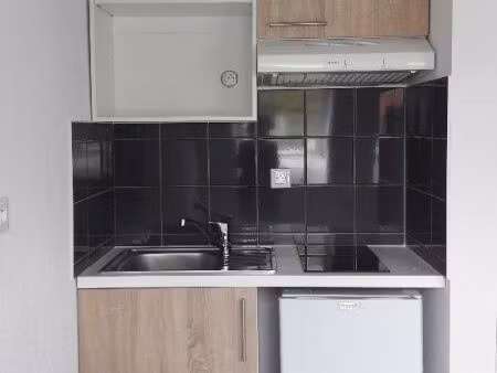 studio 1 pièce 16 m²
