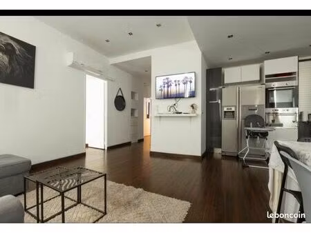 appartement en plein cœur de gratte ciel